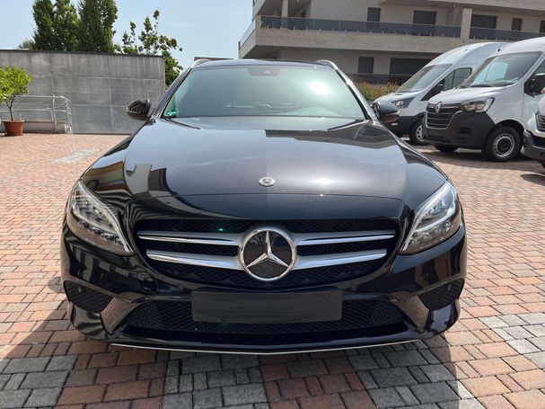 Mercedes-Benz C 300 de T 225 kW image number 3