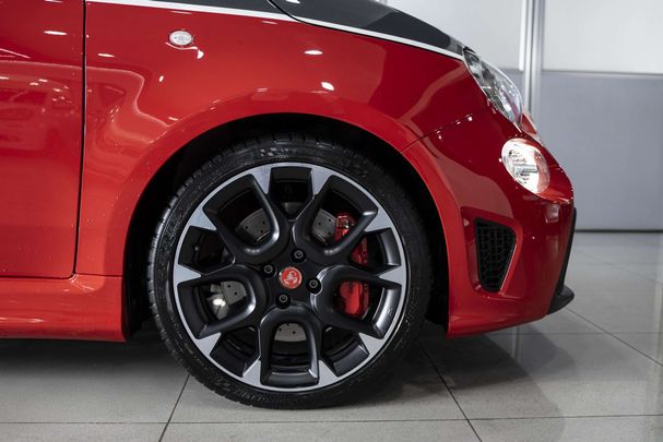 Abarth 595 Competizione 1.4 180 132 kW image number 33