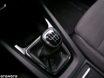 Car image 37