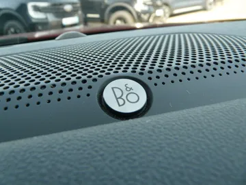 Car image 37