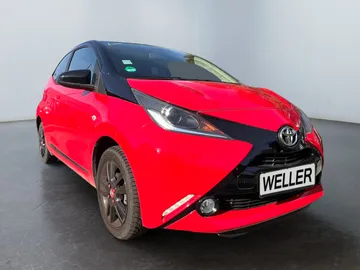 Car image 2