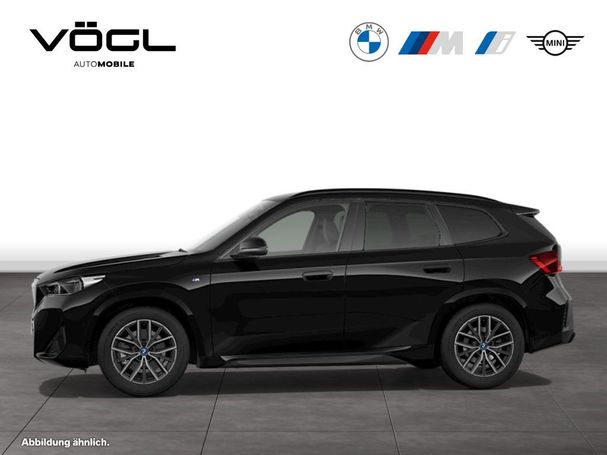 BMW iX1 eDrive20 M Sport 150 kW image number 3