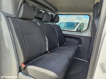 Car image 33