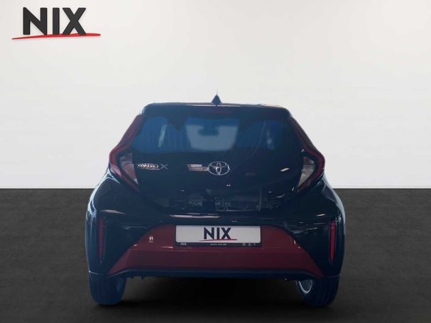 Toyota Aygo X 1.0 VVT-i 53 kW image number 3