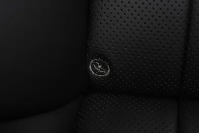 Car image 49