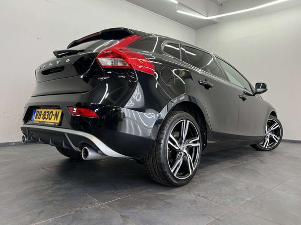 Volvo V40 D2 88 kW image number 46