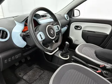 Car image 50