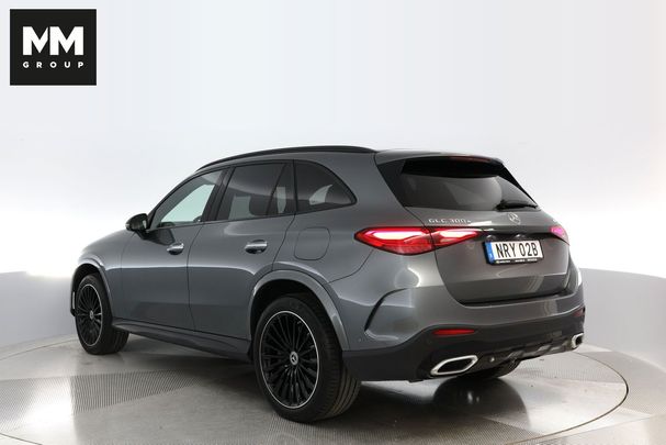 Mercedes-Benz GLC 300 e AMG 4Matic 230 kW image number 6