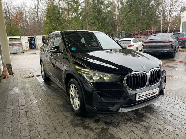 BMW X1 xDrive18d Advantage 110 kW image number 14