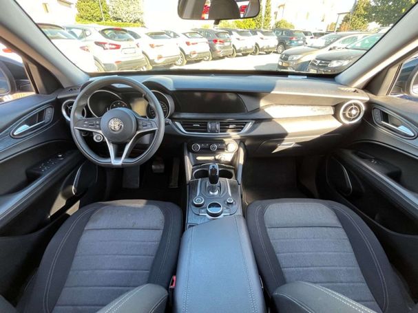 Alfa Romeo Stelvio 2.2 Diesel AT8 Business 118 kW image number 15