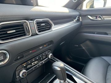 Car image 30