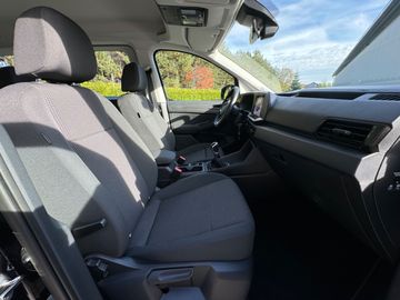 Car image 36