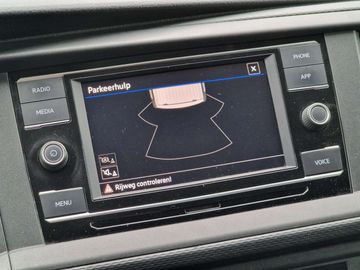 Car image 36