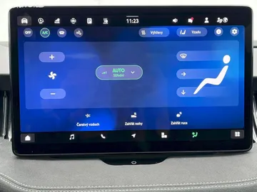 Car image 35