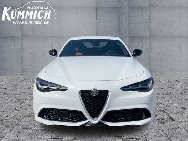 Alfa Romeo Giulia 2.2 Q4 154 kW image number 3