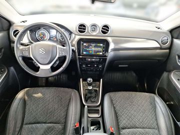 Car image 11