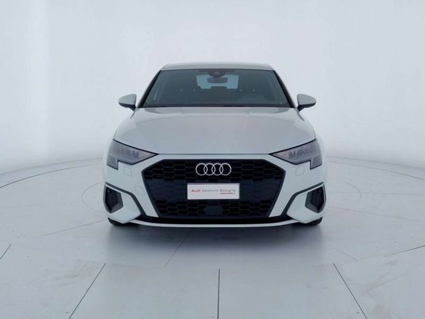 Audi A3 35 TFSI S tronic Business 110 kW image number 2