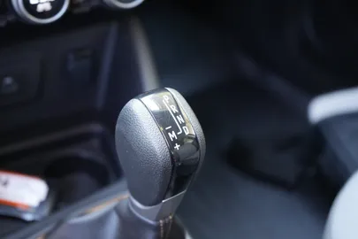 Car image 43