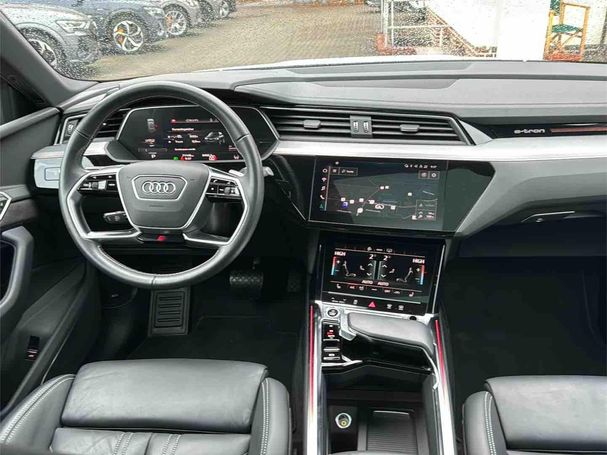 Audi e-tron 55 S-line Sportback 300 kW image number 18