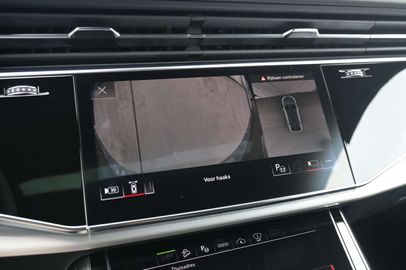 Car image 37