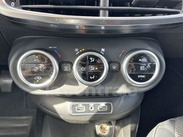 Car image 35