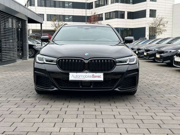 BMW 530d Touring M xDrive 210 kW image number 4