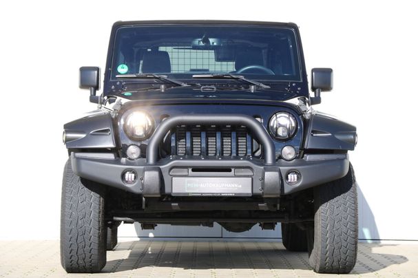 Jeep Wrangler 2.8 CRD Sahara 147 kW image number 5