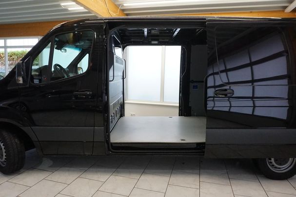 Mercedes-Benz Sprinter 211 CDi 84 kW image number 4