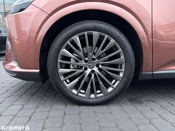 Car image 28