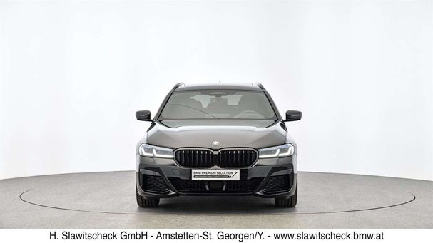 BMW 530d Touring xDrive 210 kW image number 2