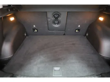 Car image 48