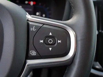 Car image 34