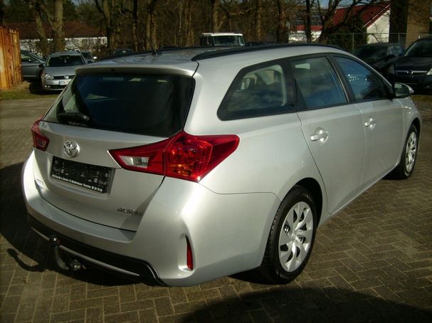 Toyota Auris Touring Sports 73 kW image number 5