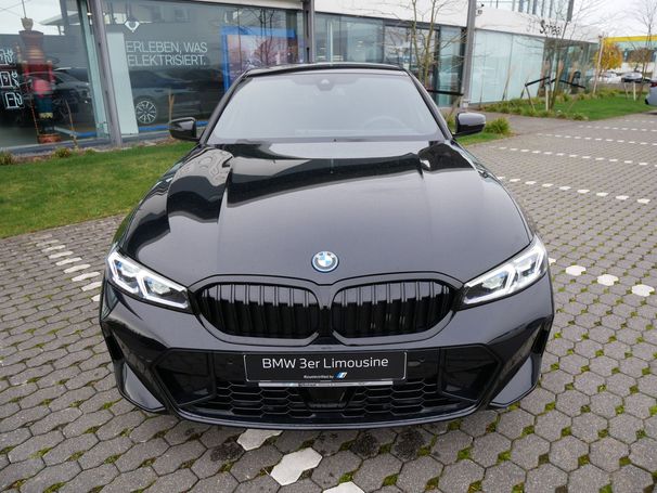 BMW 330 e xDrive 215 kW image number 8