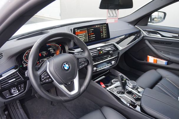 BMW 520d Touring 140 kW image number 5