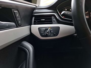 Car image 36