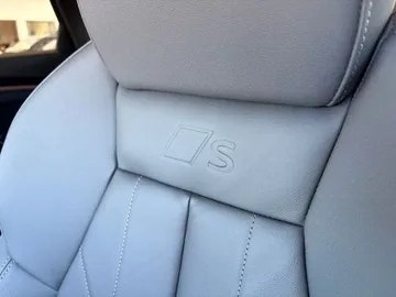 Car image 43