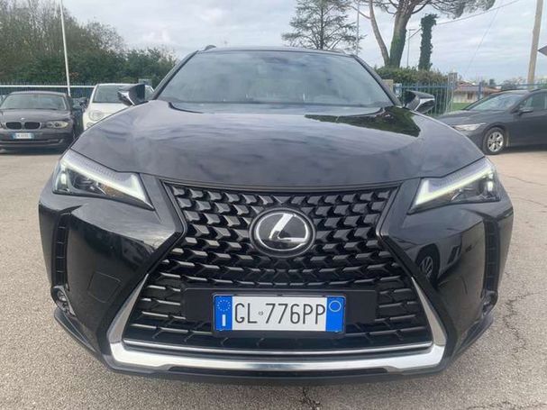 Lexus UX 250h 107 kW image number 4