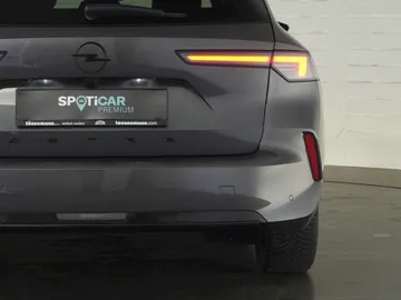 Car image 33