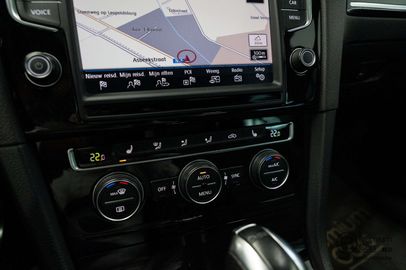 Car image 36