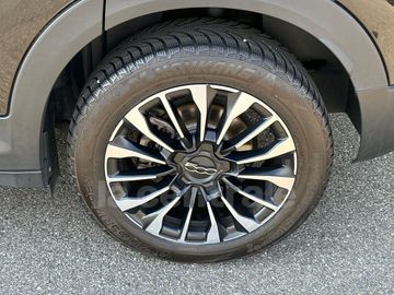 Car image 37