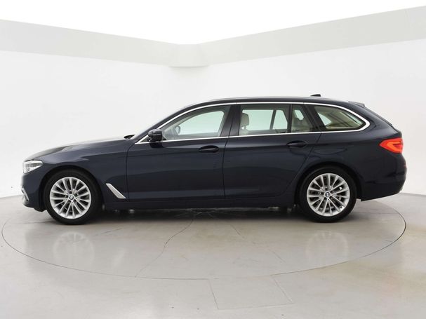 BMW 520i Touring Luxury Line 135 kW image number 3