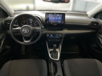 Car image 16