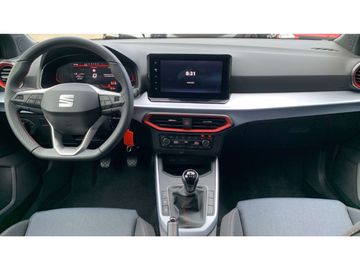 Car image 14