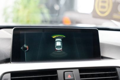 Car image 38