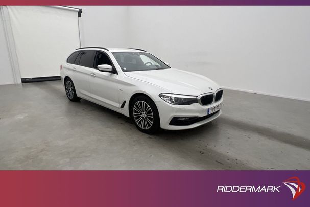 BMW 520d Touring xDrive Sport Line 140 kW image number 2