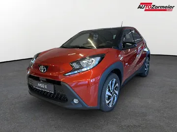 Car image 2