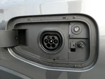 Car image 29