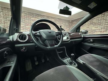 Car image 31