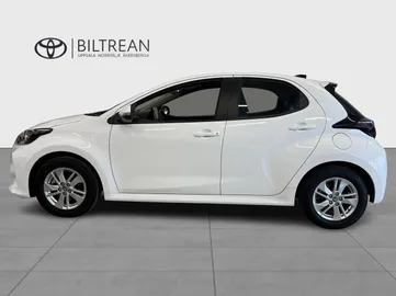 Car image 5